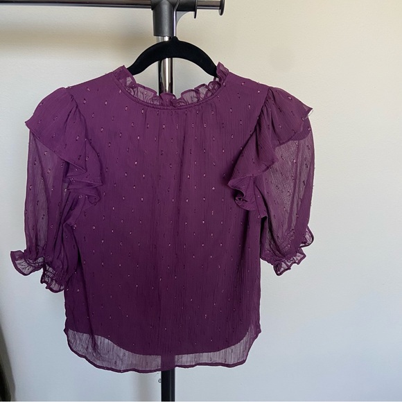 Express Ruffle  Sleeve Top - Picture 2 of 4